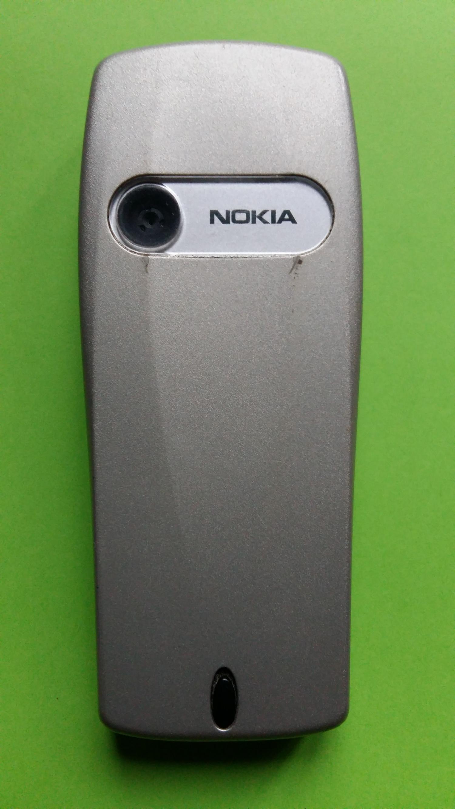 image-7336756-Nokia 6610i (1)2.jpg